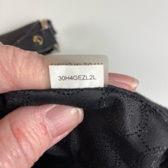 Michael Kors Pebbled Leather Hobo Shoulder Bag – Black - Picture 6 of 11